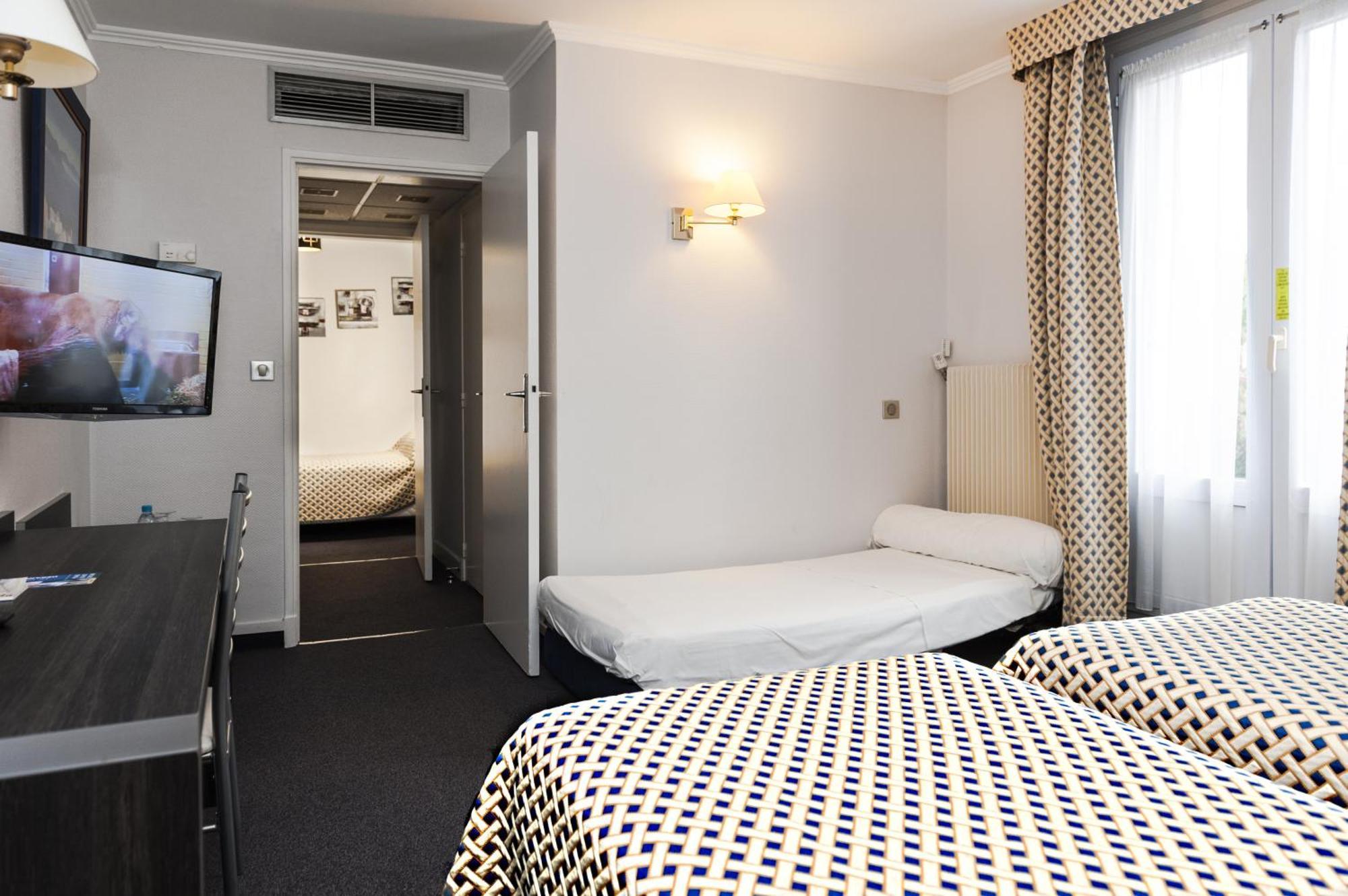 Brit - Le France Hotel 3*
